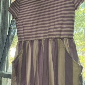 Girls 8 - Cat &Jack - Lilac and white stripe Dress